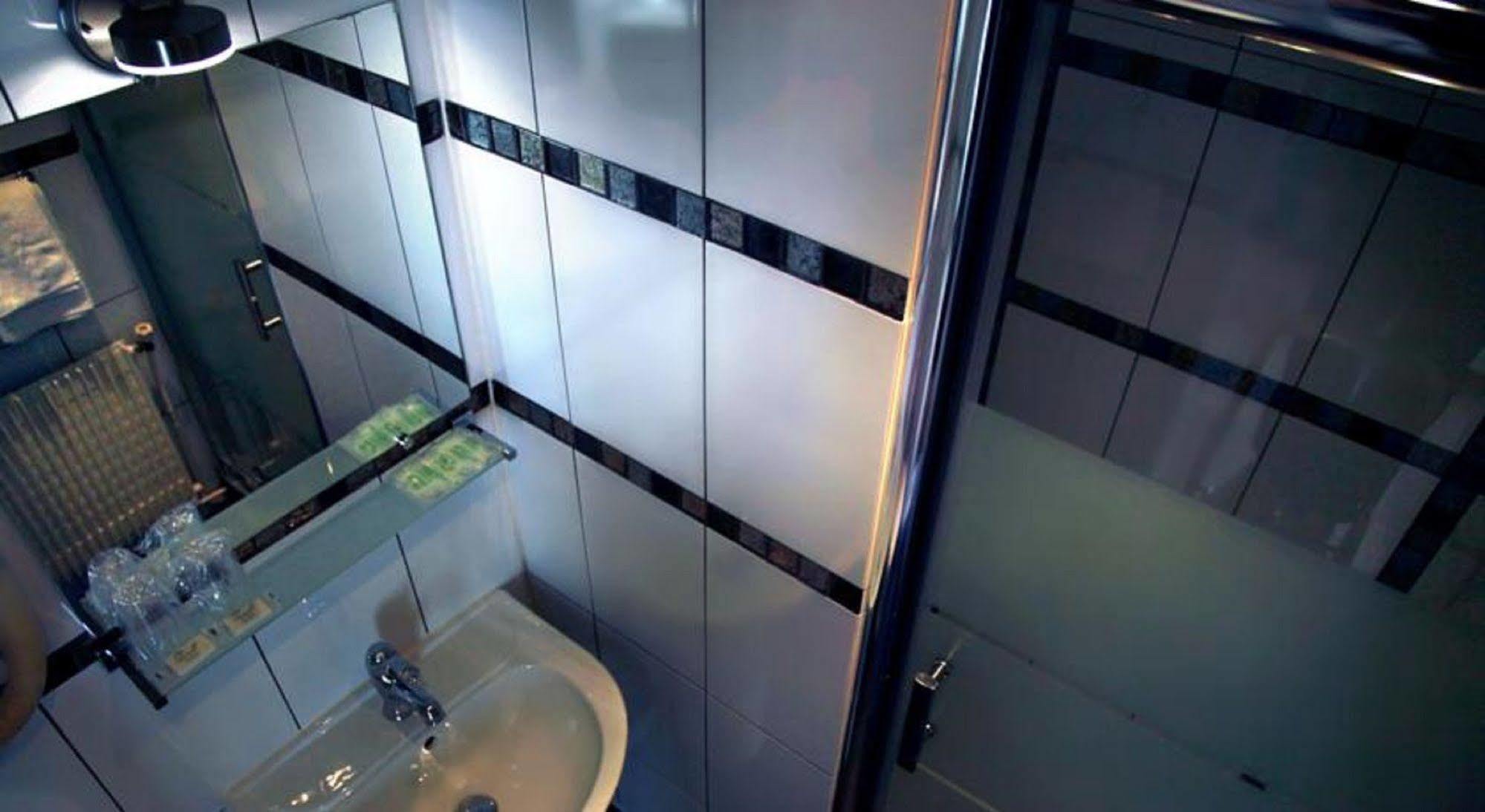 Hôtel Briand devient Hotel IPL Levallois-Perret Buitenkant foto
